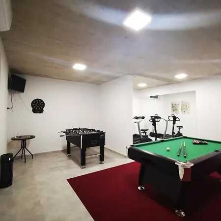 Mit Terrasse, Garten Und Gemeinschaftspool Apartment Vodice