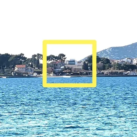 Apartment Mit Terrasse, Garten Und Gemeinschaftspool Vodice