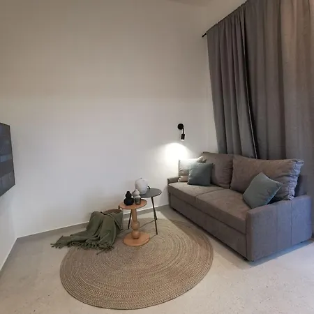 Romantische Luxuswohnung Mit Garten, Pool Apartment Vodice