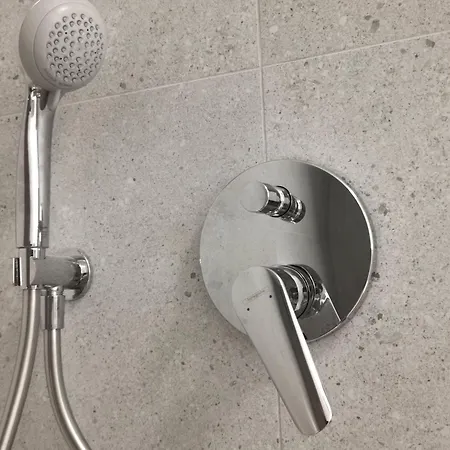 Apartment Romantische Luxuswohnung Mit Garten, Pool *